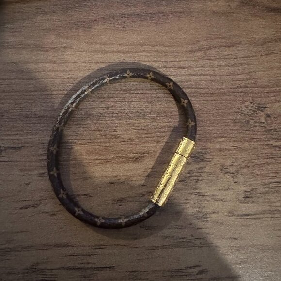 NEW Louis Vuitton Monogram Canvas LV Confidential Bracelet Brown - Picture 4 of 4